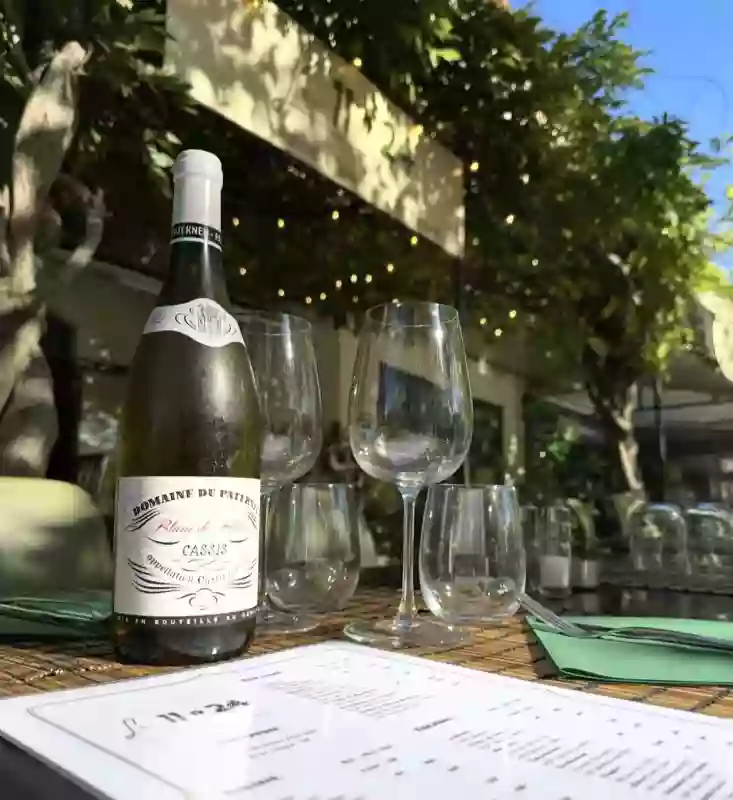 Le restaurant - le 11 24 - Lourmarin - restaurant LOURMARIN