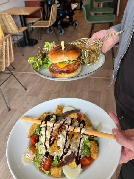 Le restaurant - le 11 24 - Lourmarin - top resto LOURMARIN